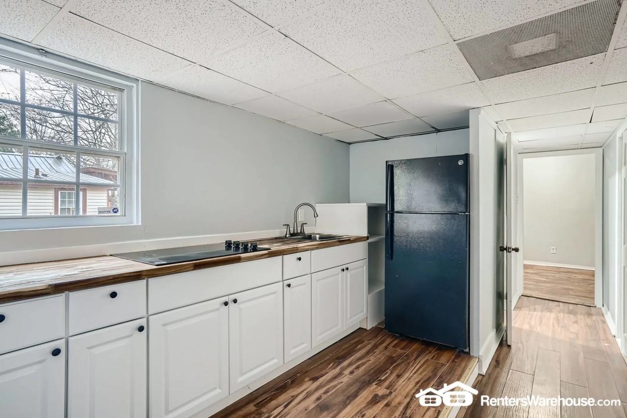 793 East Ave - Photo 2 of 10