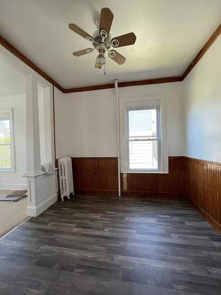 290 N Elm St - Photo 2 of 12