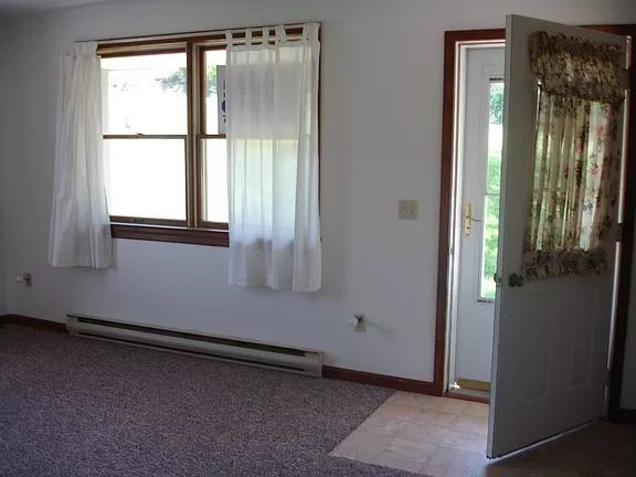 36 Roberts Rd - Photo 3 of 9