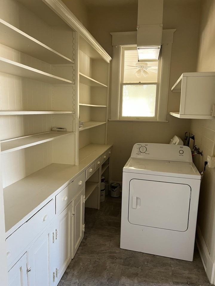 704 E University Blvd #1 - Photo 7 of 10