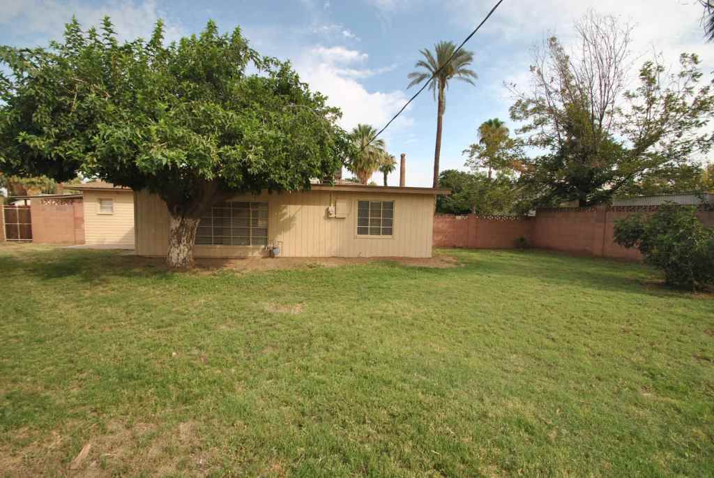 3901 E Coronado Rd - Photo 2 of 10