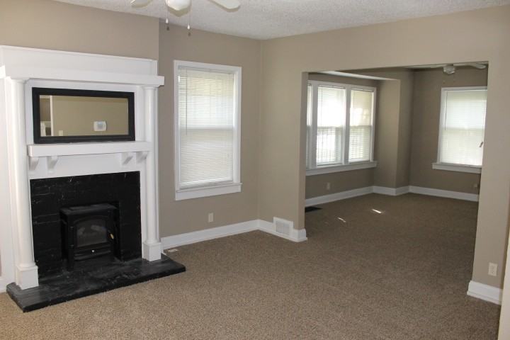 2959 E 28th St - Photo 2 of 8