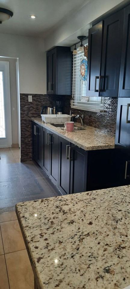 146 Marcella Crescent - Photo 3 of 4