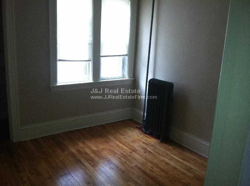 2 Englewood Ave 1 - Photo 3 of 5