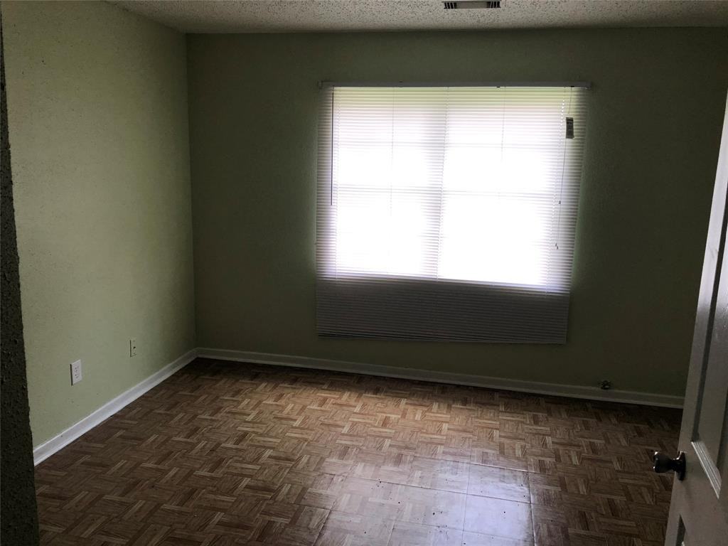 4219 Rockingham St #4219RIWM - Photo 5 of 9