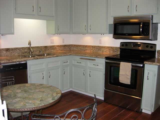 280 Roanoke Rd #1 - Photo 5 of 13