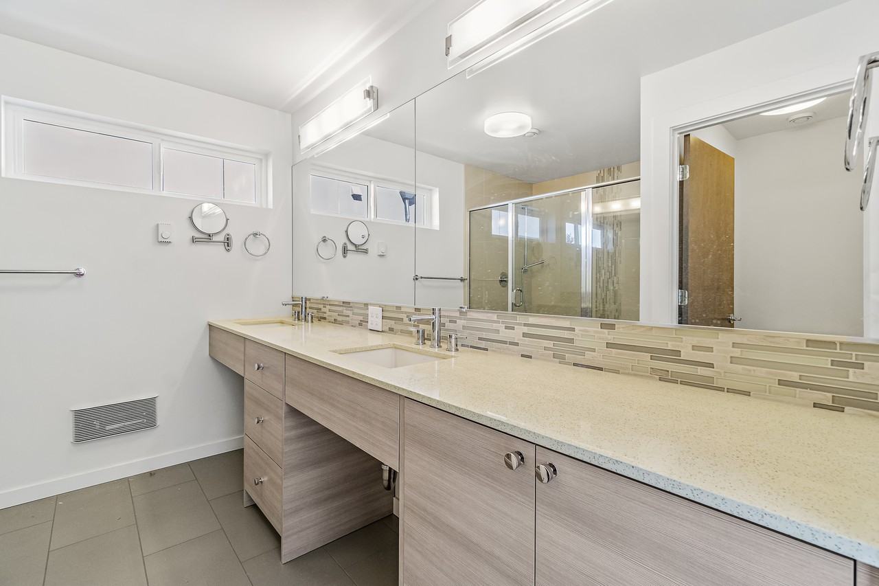 2416 Nw 62nd St #1 - Photo 7 of 14