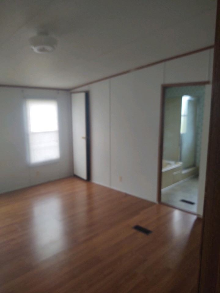 100 Stone Cutter Dr #1 - Photo 2 of 7