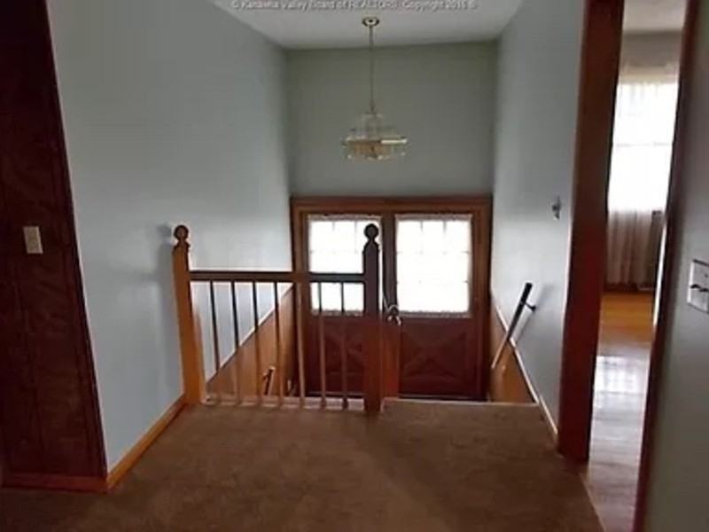 3046 Mount Vernon Rd - Photo 2 of 3