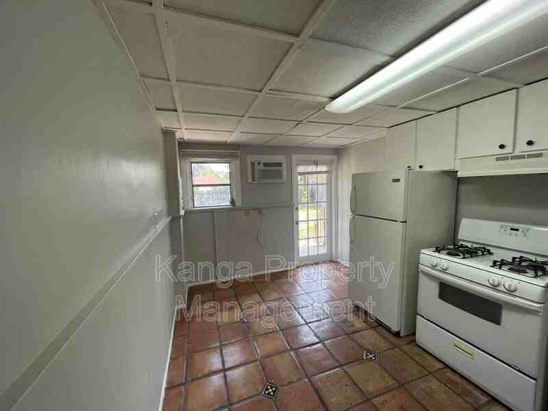 736 Omar Rd #1 - Photo 7 of 19