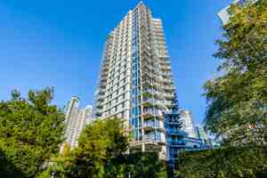 featured image of 638 Beach Cres