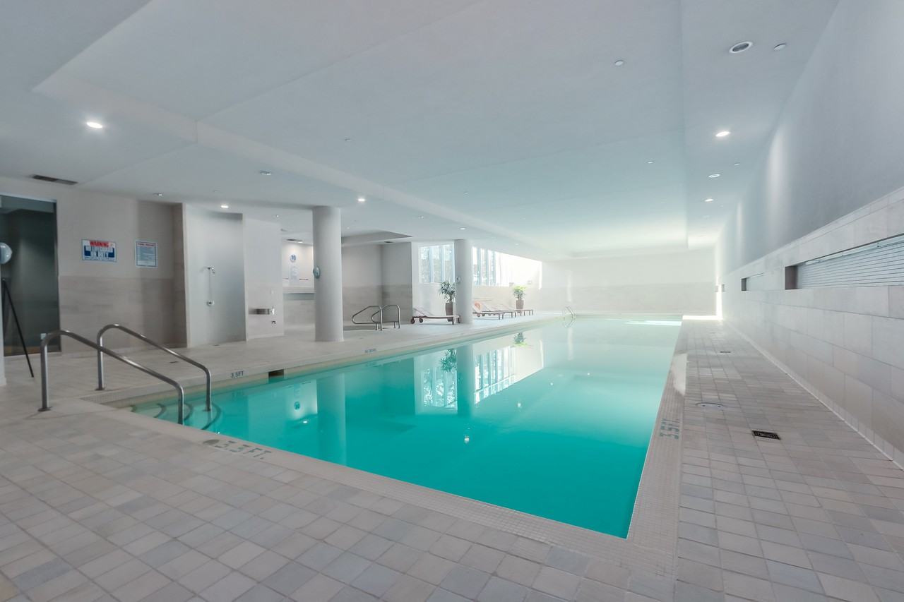 Icon 1 & 2 - Photo 3 of 3