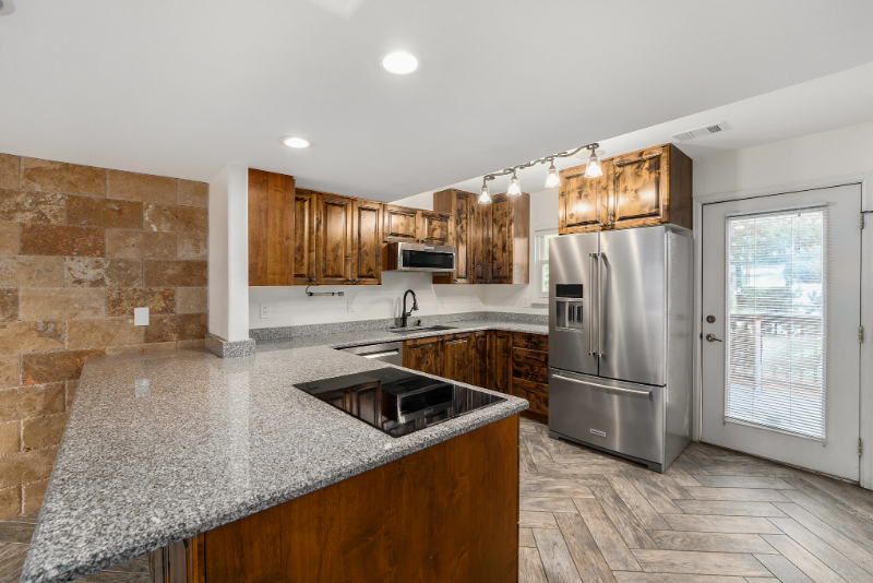 6315 W Byers Pl - Photo 2 of 11