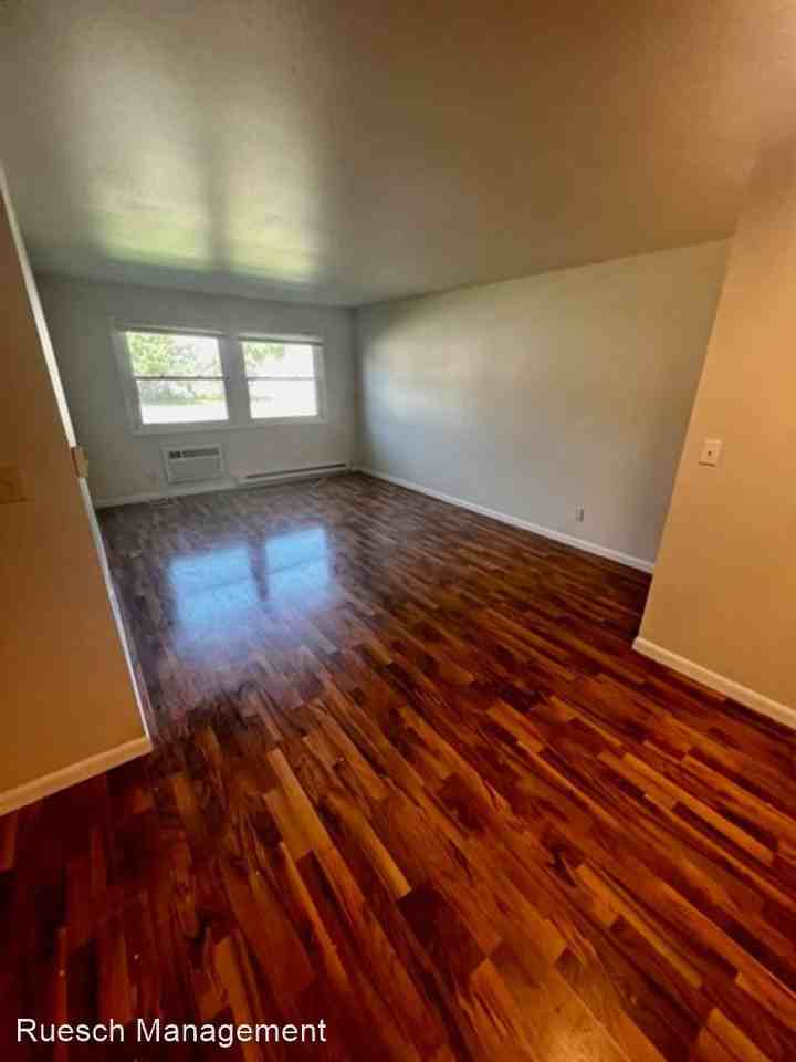 141 Bader St - Photo 3 of 13