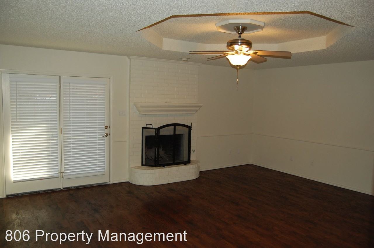 3717 103rd St - Photo 2 of 17