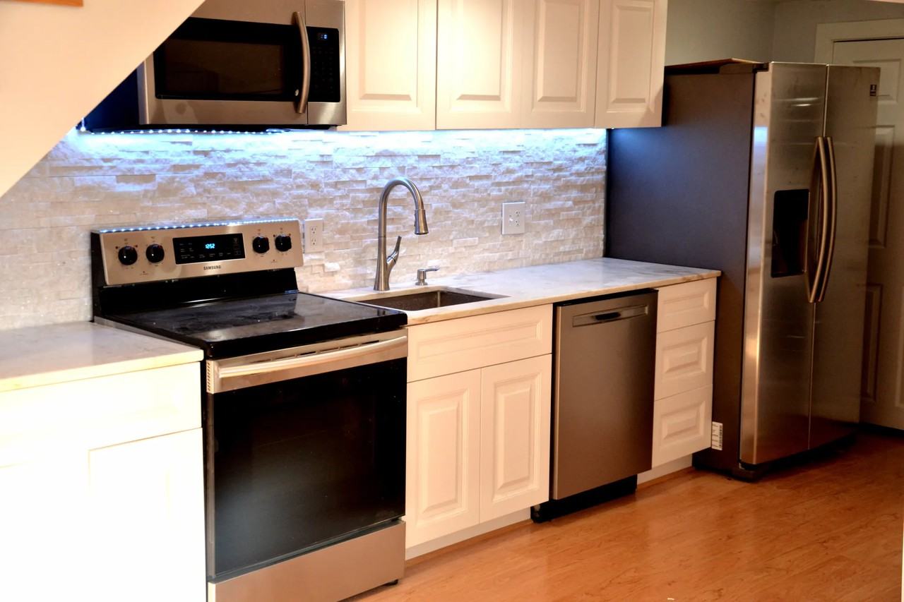 4815 Kansas Ave Nw - Photo 2 of 10