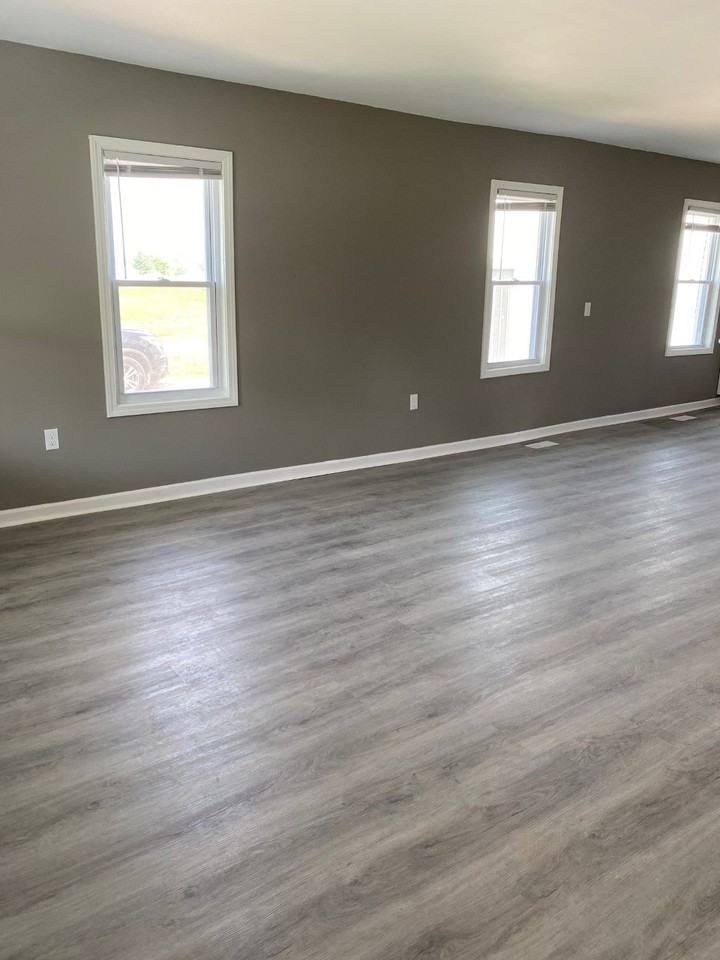 632 Hardys Chapel Rd - Photo 2 of 11