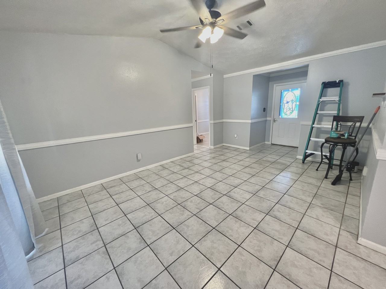 113 Circle Drive - Photo 3 of 23