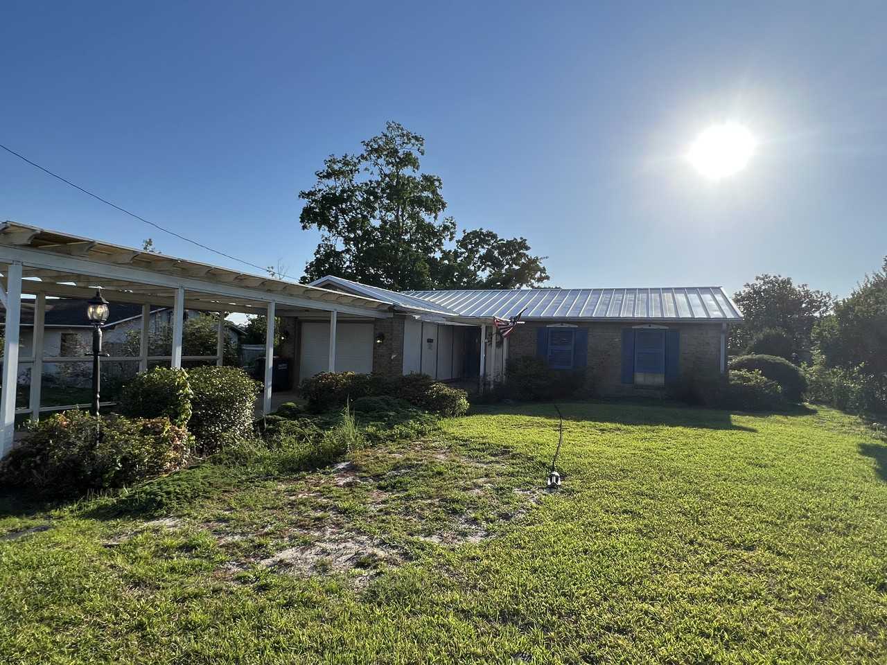 113 Circle Drive - Photo 2 of 23