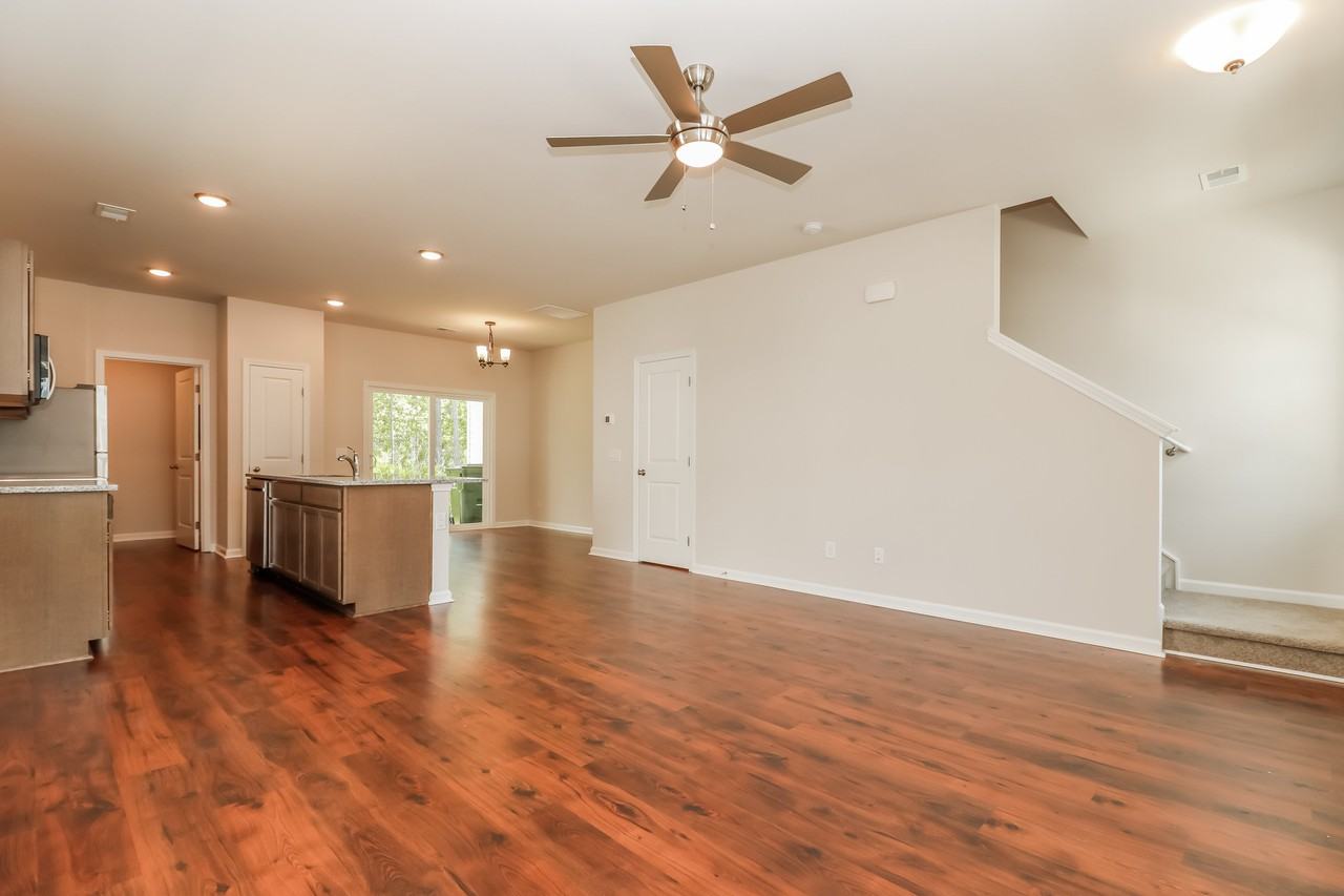 118 Morning Line Dr - Photo 2 of 15