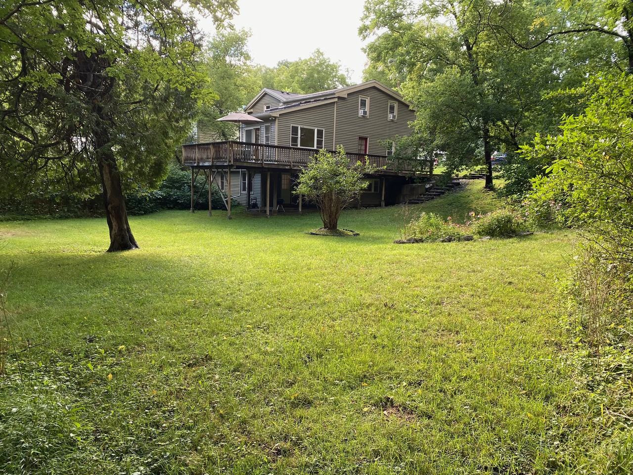 11 Maple Avenue - Photo 3 of 30