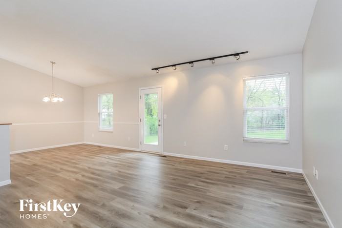 4247 Muscovy Ln - Photo 3 of 15