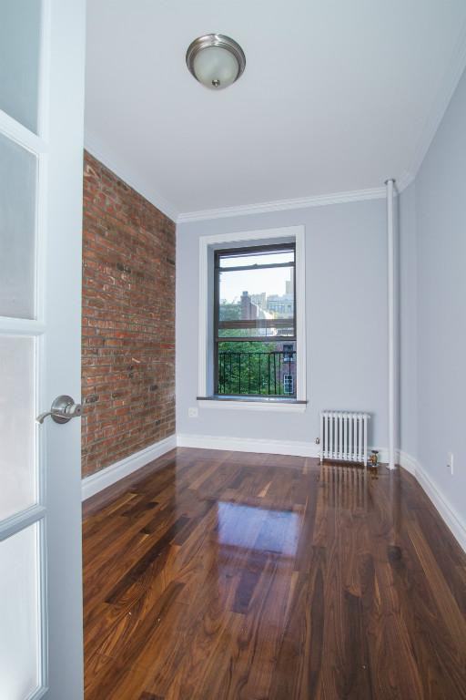 W 21st St #5 - Photo 4 of 5