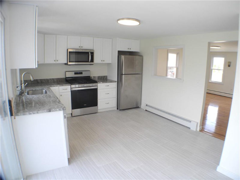 7 Hospital Rd - Photo 2 of 7