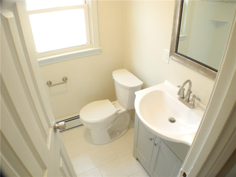 7 Hospital Rd - Photo 3 of 7