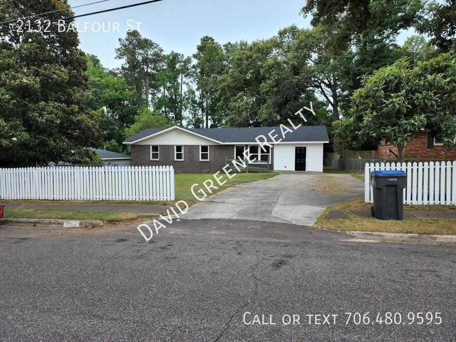 2132 Balfour St - Photo 2 of 24