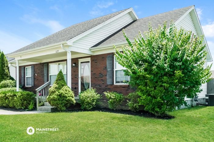 629 Tecumseh Dr - Photo 3 of 16