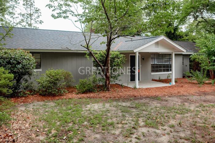 404 5th St - Photo 3 of 22