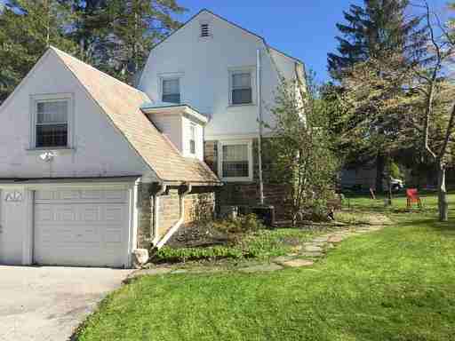 1114 Montgomery Ave - Photo 3 of 19