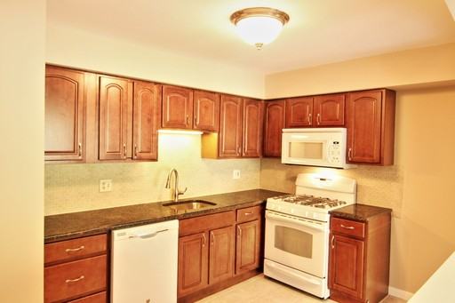 135 Village Dr - Photo 2 of 12