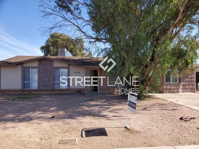 7714 W Catalina Dr - Photo 2 of 22