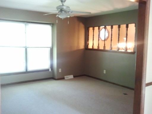 1704 SE 2 St - Photo 3 of 8