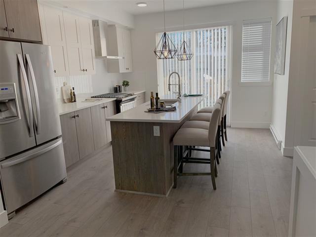 24108 104 Avenue - Photo 4 of 23