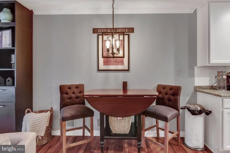 788 Sylvan Rd - Photo 7 of 24