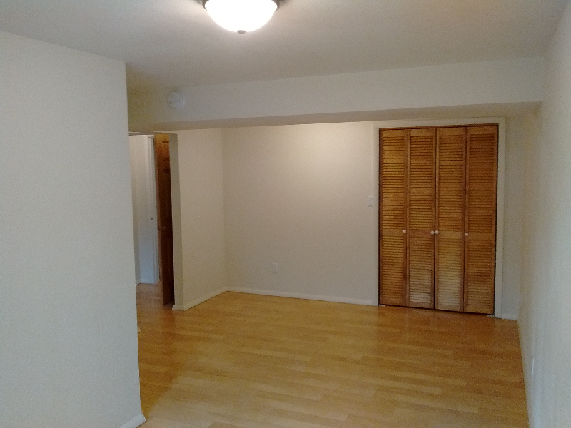 Billings Ave - Photo 2 of 13