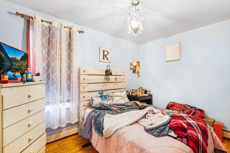 231 Ripley Pl #1 - Photo 3 of 10