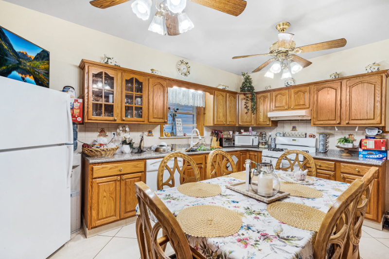 231 Ripley Pl #1 - Photo 7 of 10