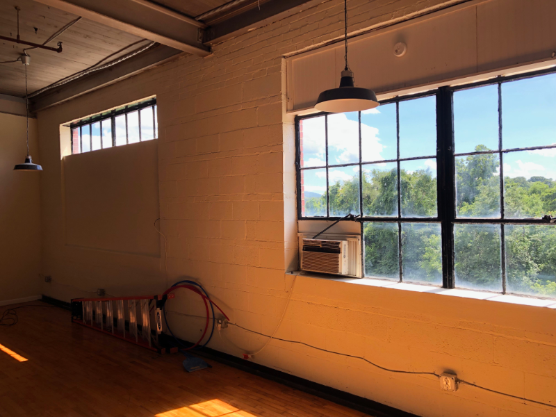 1417 Kemper St - Photo 6 of 8