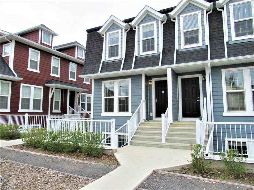 59 Auburn Bay Street Southeast - Photo 2 of 21