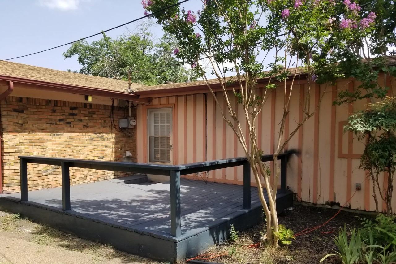 3625 Venice Dr - Photo 3 of 24