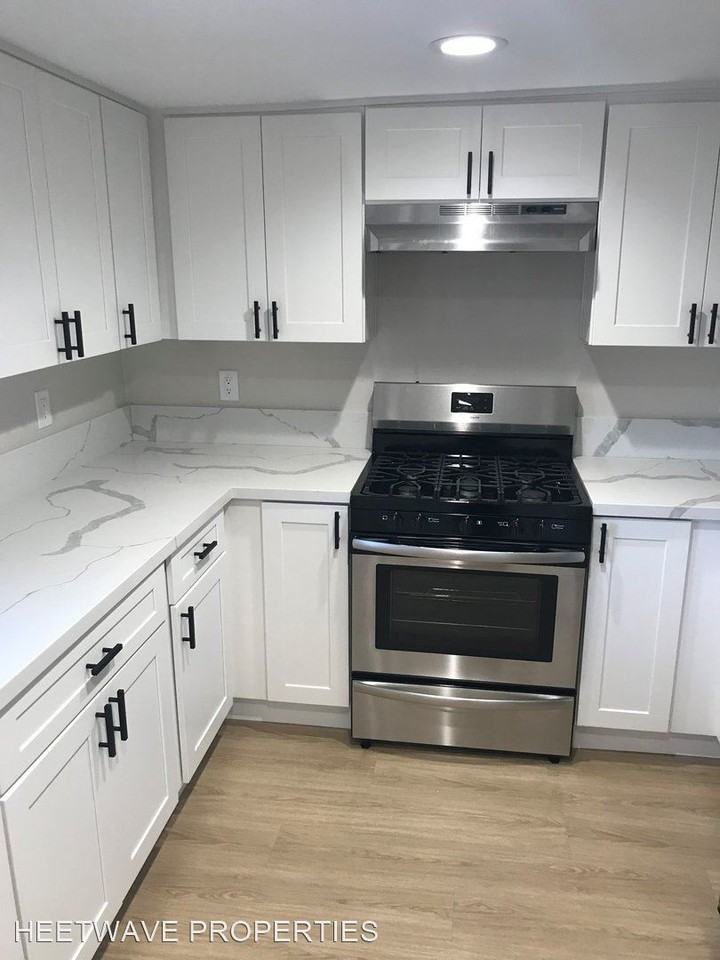 3583-3591 Curlew Street - Photo 2 of 8