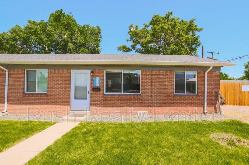 2607 E 43rd Ave - Photo 2 of 21