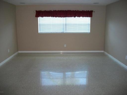 215 Marion St - Photo 2 of 13