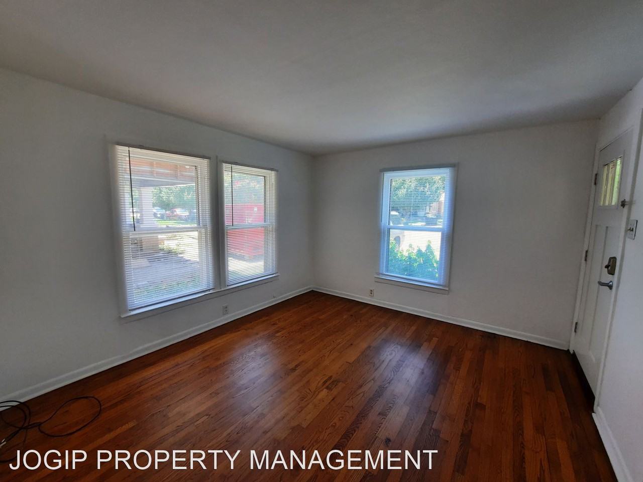 730 N Windomere Ave - Photo 3 of 16