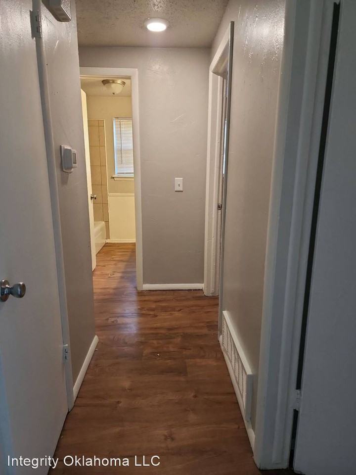 408 Nw 88th St - Photo 3 of 6