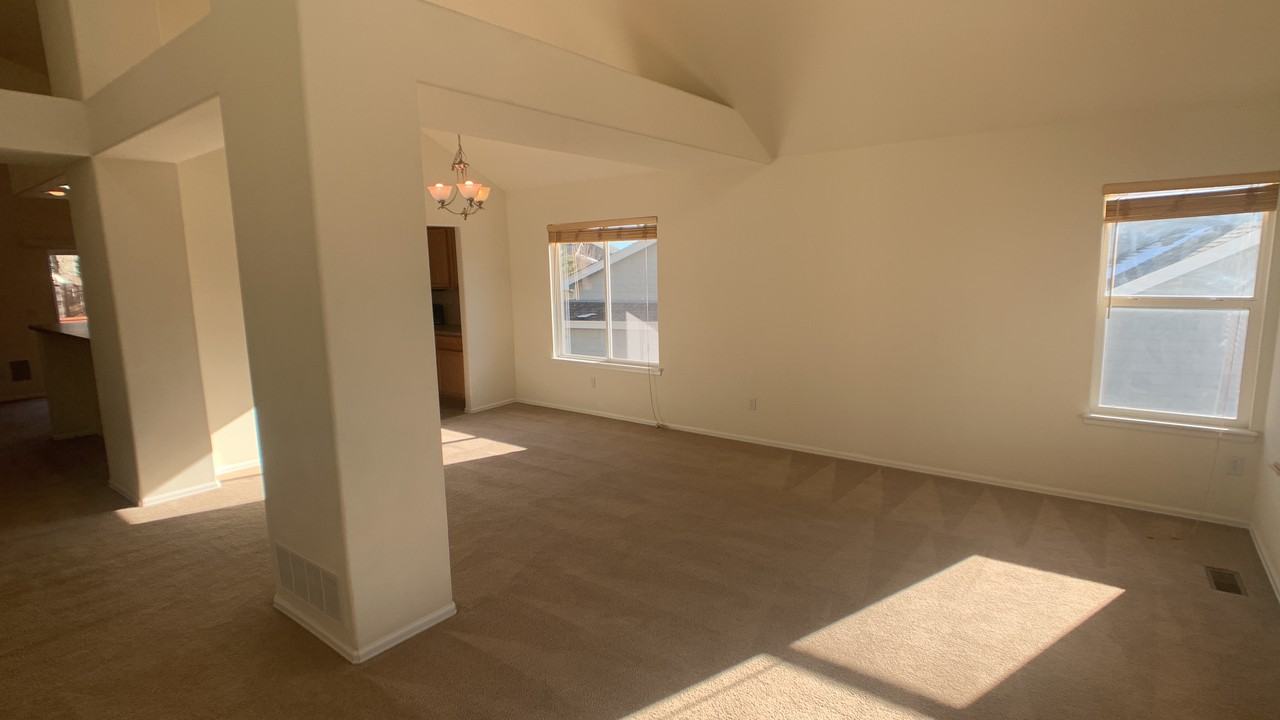 13759 Narrowleaf Dr - Photo 3 of 13